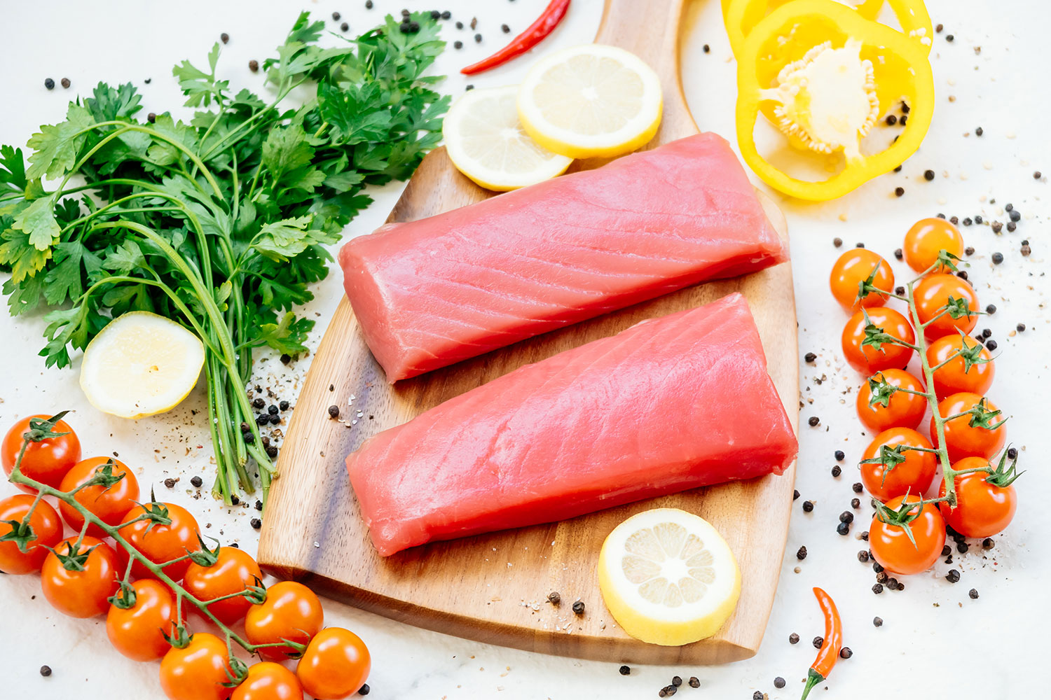 El pescado rico en serotonina que reduce el colesterol y te hará más feliz
