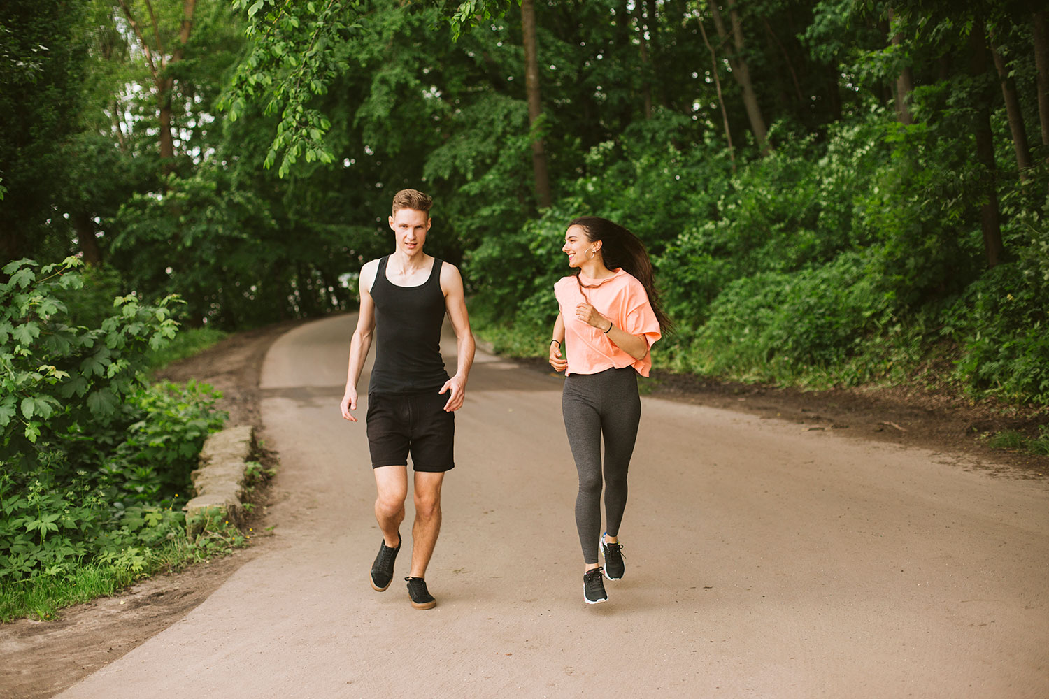 Correr o andar: ¿Qué actividad tiene más beneficios para el organismo?